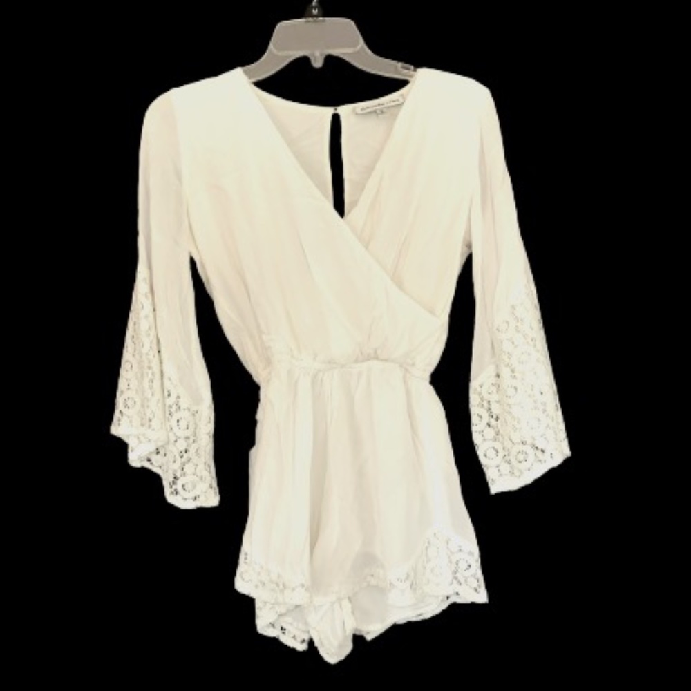 Abercrombie & Fitch off-white romper - size S